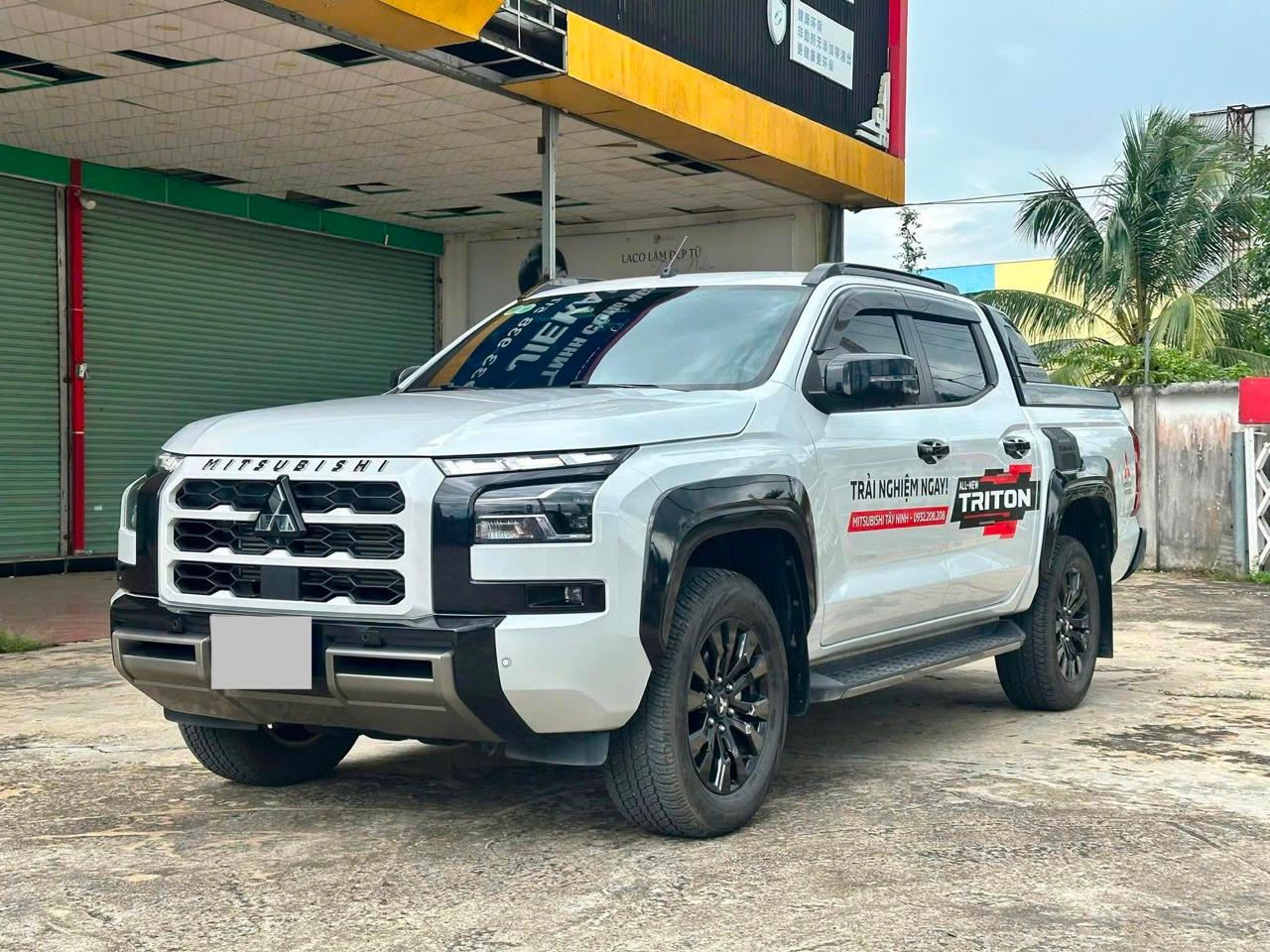 Thuê xe Mitsubishi Triton Athlete 4x4 2024