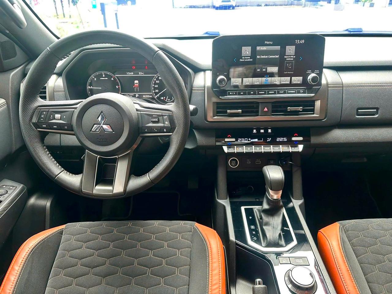 Thuê xe Mitsubishi Triton Athlete 4x4 2024 3