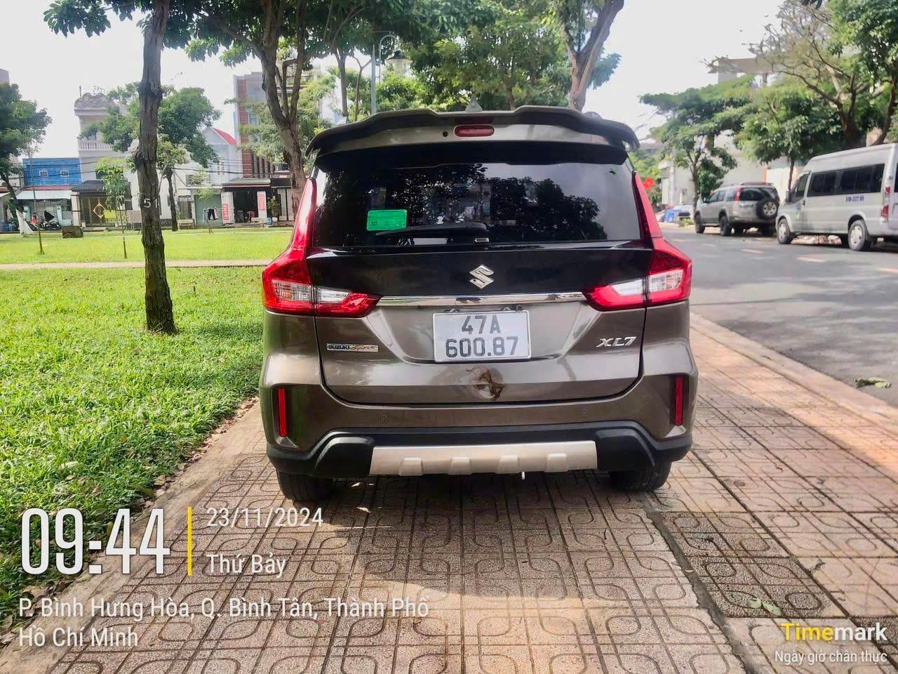 Thuê xe Suzuki XL7 STĐ 2023 3