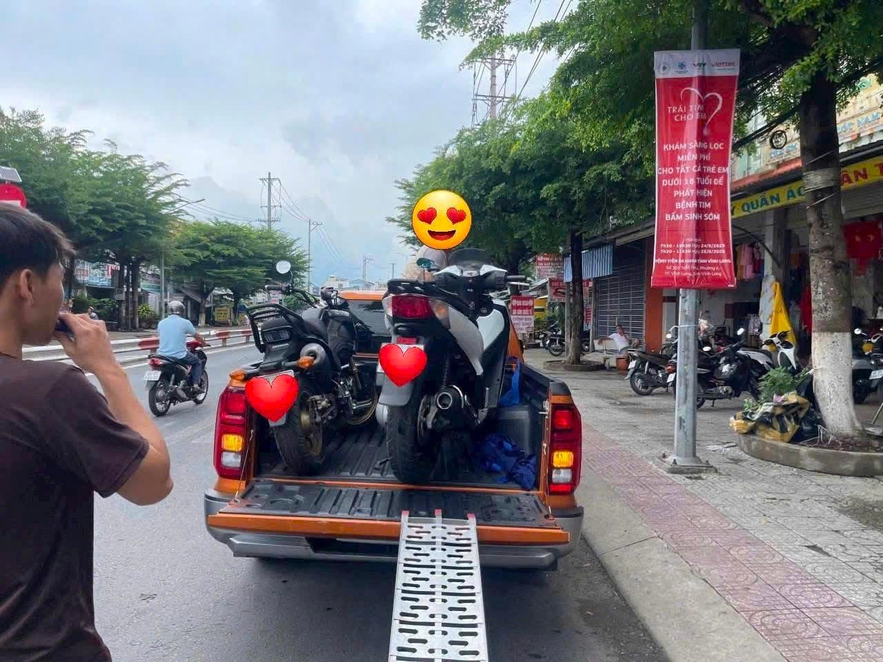 Thuê xe Mitsubishi Triton Premium 2024 2