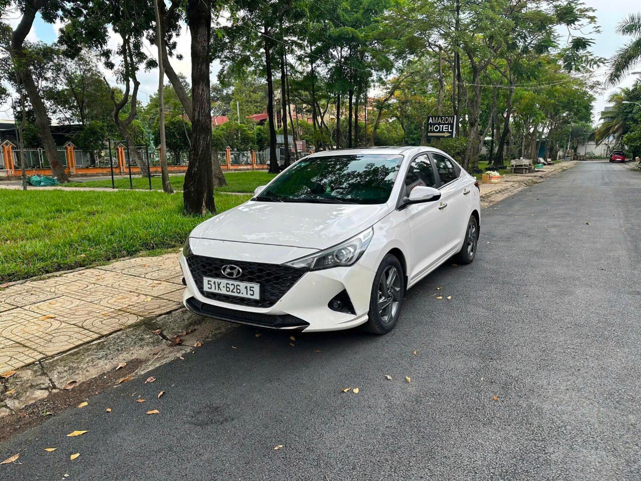 Thuê xe Hyundai Accent Đặc biệt 2023