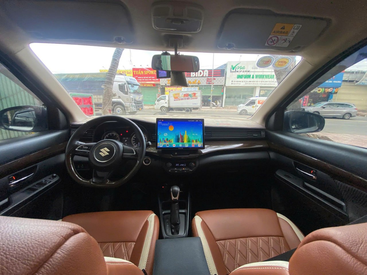 Thuê xe Suzuki Ertiga STĐ 2020 3