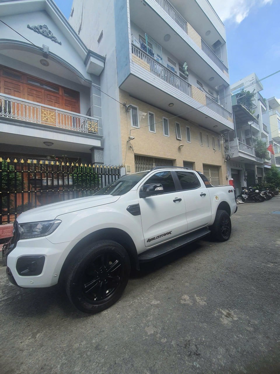 Thuê xe Ford Ranger Wildtrak 2022 4