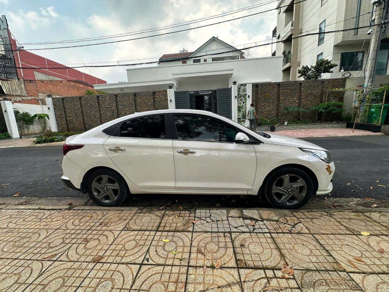 Thuê xe Hyundai Accent Đặc biệt 2023 3