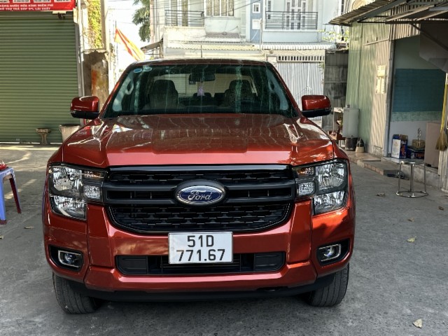 Thuê xe Ford Ranger Xls 4X4 2022