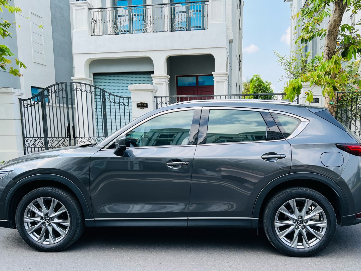 Thuê xe Mazda CX5 Premium 2021 2
